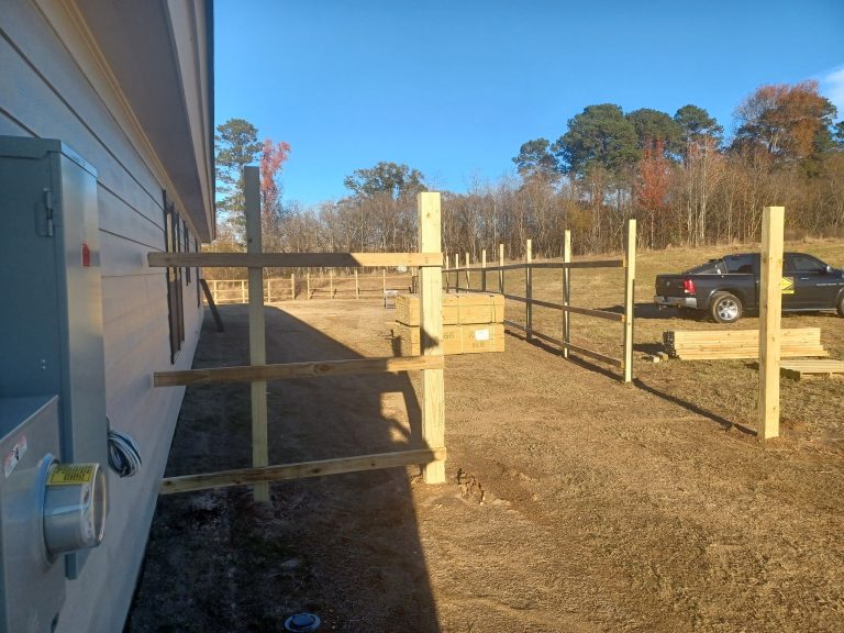 Fence Posts Set - Stoneybrook Fence