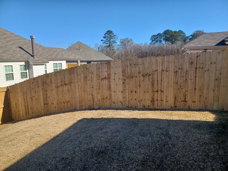 Pickets Installation - Stoneybrook Fence